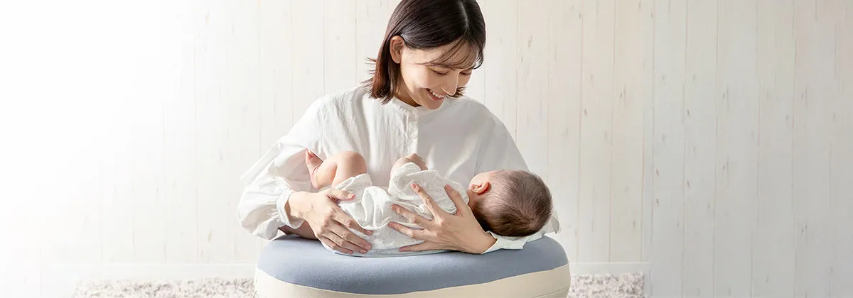 助産師が監修する授乳クッション