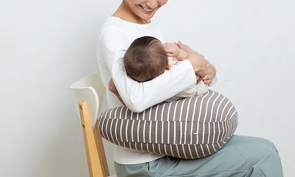 助産師おすすめ・助産院の授乳クッション｜エアリコ公式