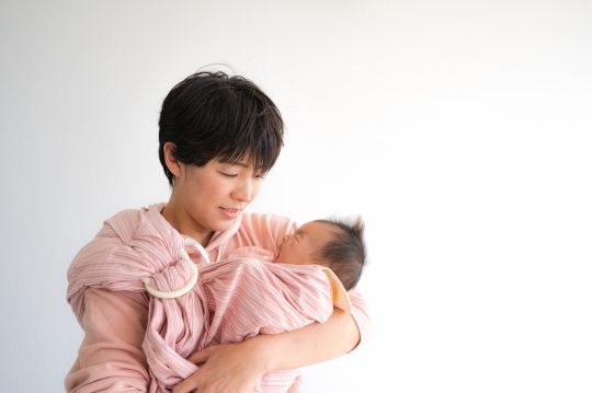 【抱っこ紐がおしゃれ】機能的で可愛いとおすすめな出産祝い