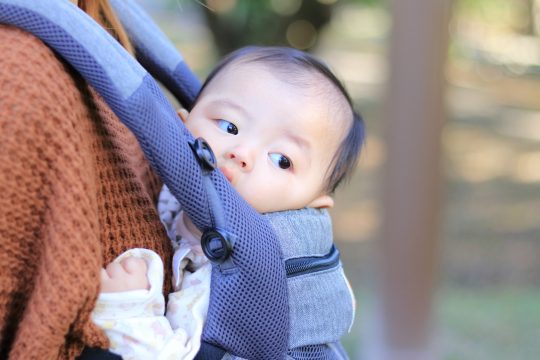 【抱っこ紐のカバンはどうする】合わせ方と掛け方や機会