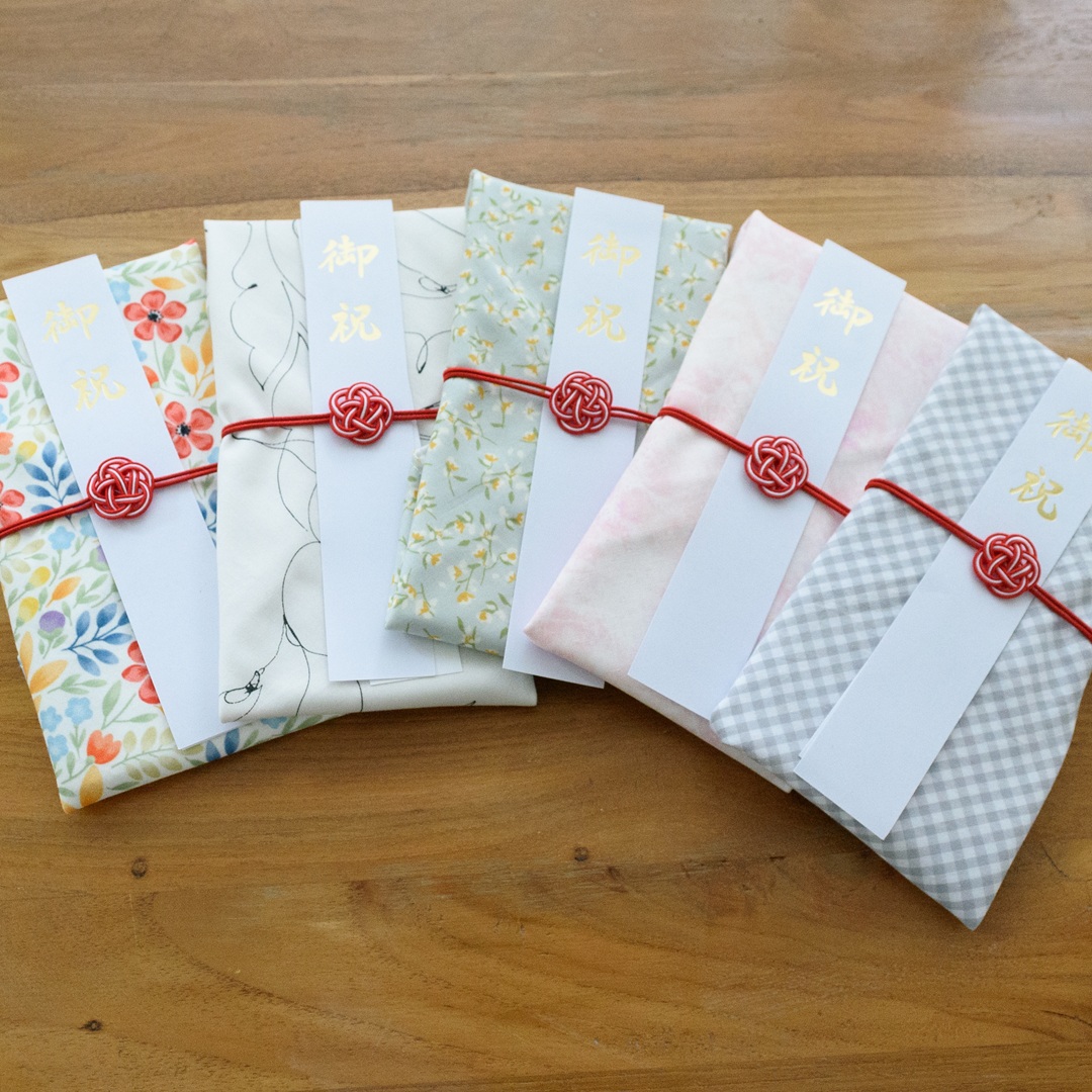 【新商品発売】ハンカチになるご祝儀袋、本日発売しました🎉